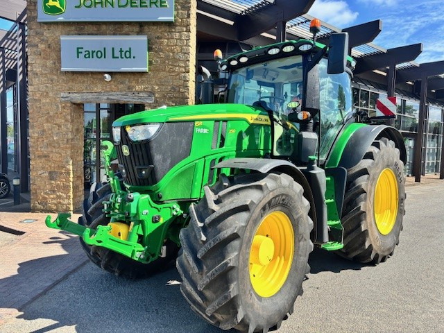 John Deere 6R 250 - جرار: صور 1 John Deere 6R 250 - جرار: صور 1