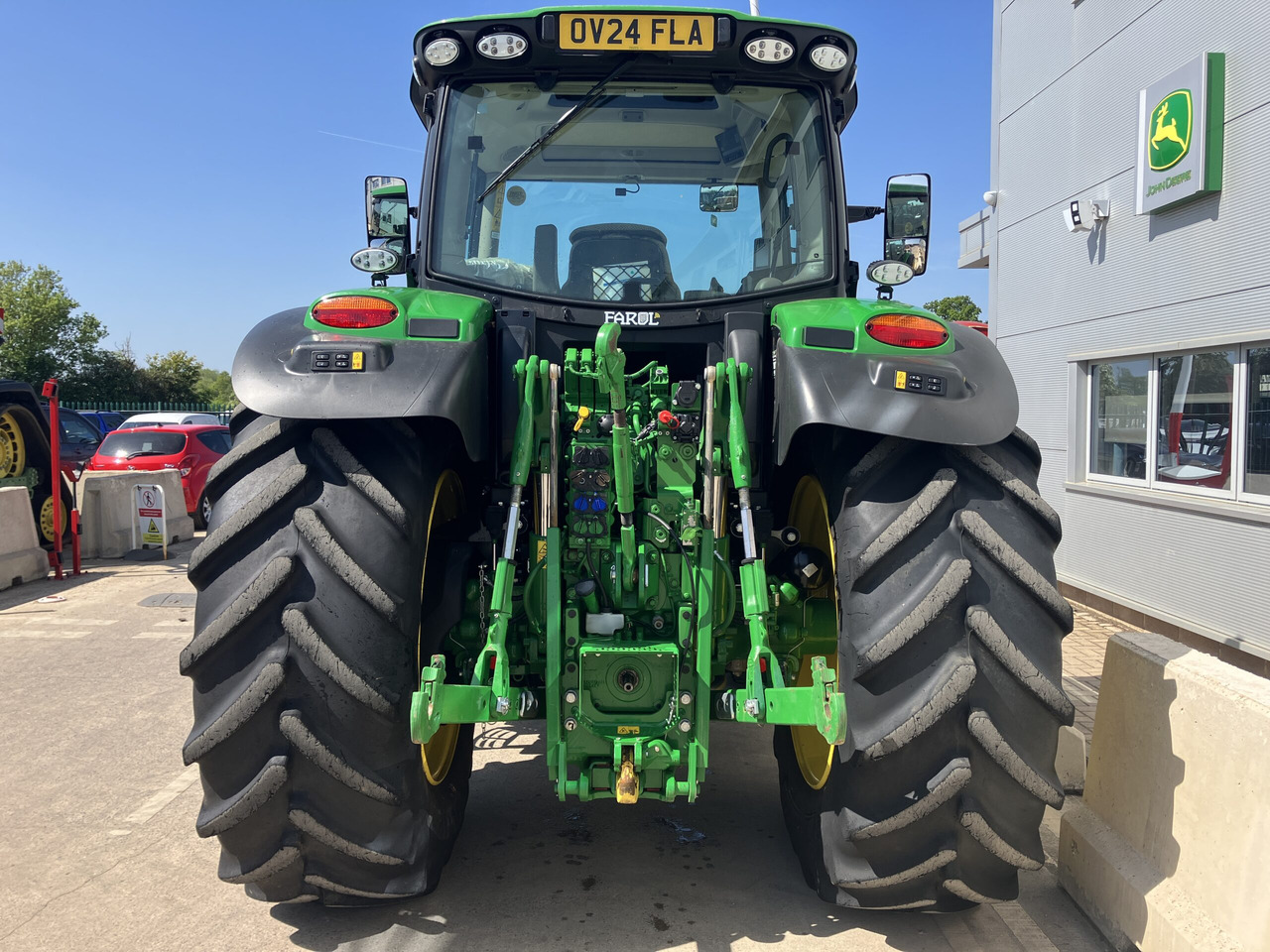 John Deere 6R155 - جرار: صور 4 John Deere 6R155 - جرار: صور 4