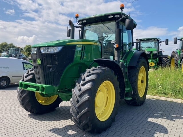 John Deere 7230R - جرار: صور 1 John Deere 7230R - جرار: صور 1
