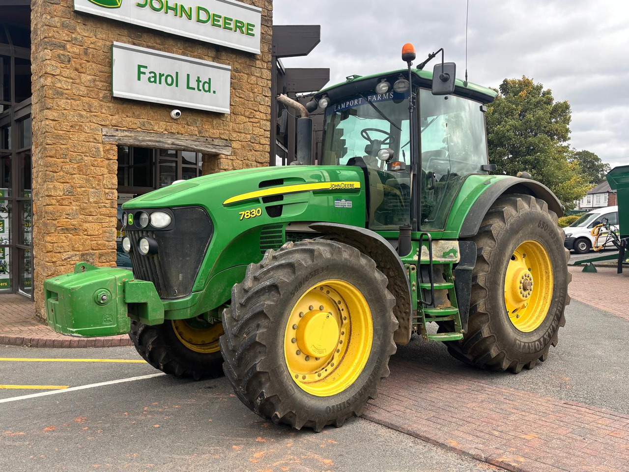 John Deere 7830 - جرار: صور 1 John Deere 7830 - جرار: صور 1