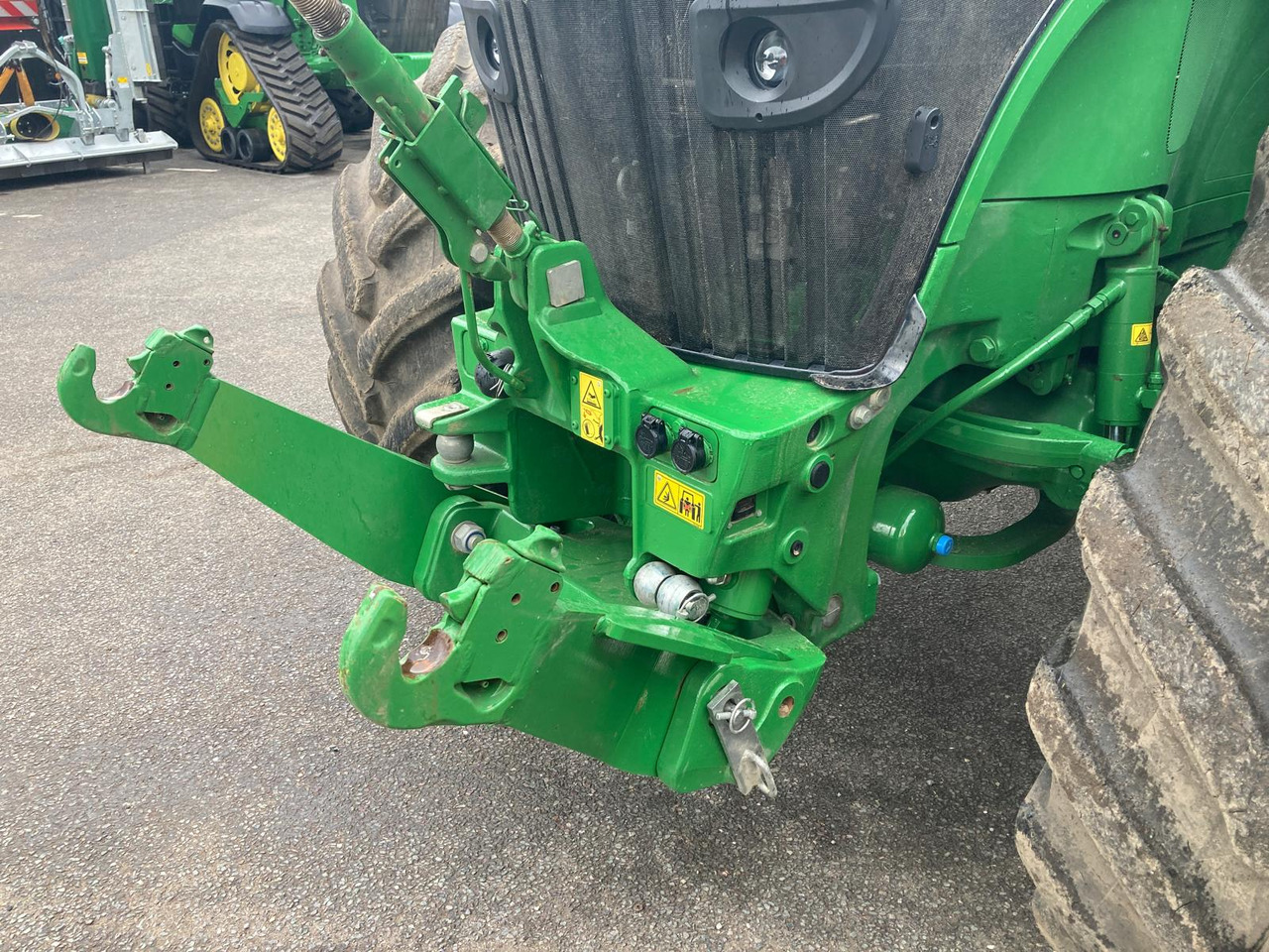 John Deere 7R 310 - جرار: صور 3 John Deere 7R 310 - جرار: صور 3