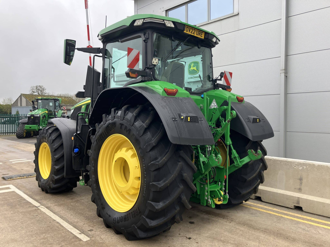 John Deere 7R 310 - جرار: صور 3 John Deere 7R 310 - جرار: صور 3