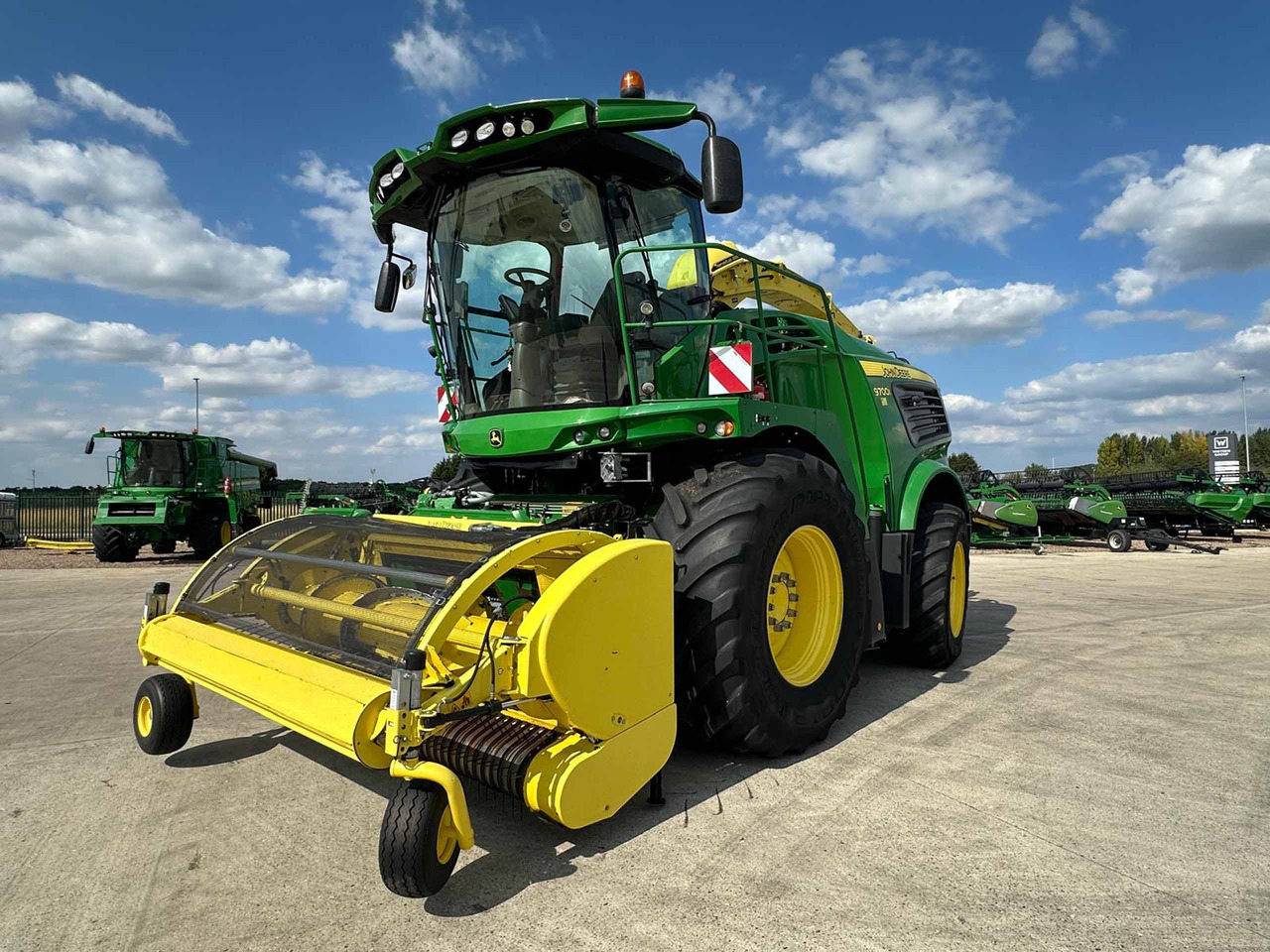 John Deere 9700I - حصادة الأعلاف: صور 4 John Deere 9700I - حصادة الأعلاف: صور 4