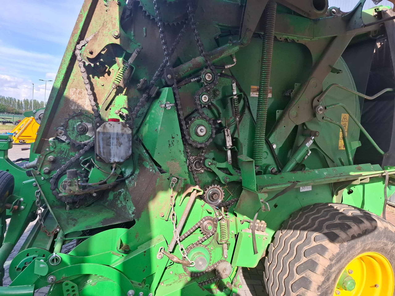 John Deere V451R - معدات القش: صور 3 John Deere V451R - معدات القش: صور 3