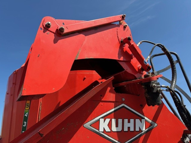 Kuhn Profile 18.2DS - آلة خلط وتوزيع الأعلاف: صور 5 Kuhn Profile 18.2DS - آلة خلط وتوزيع الأعلاف: صور 5