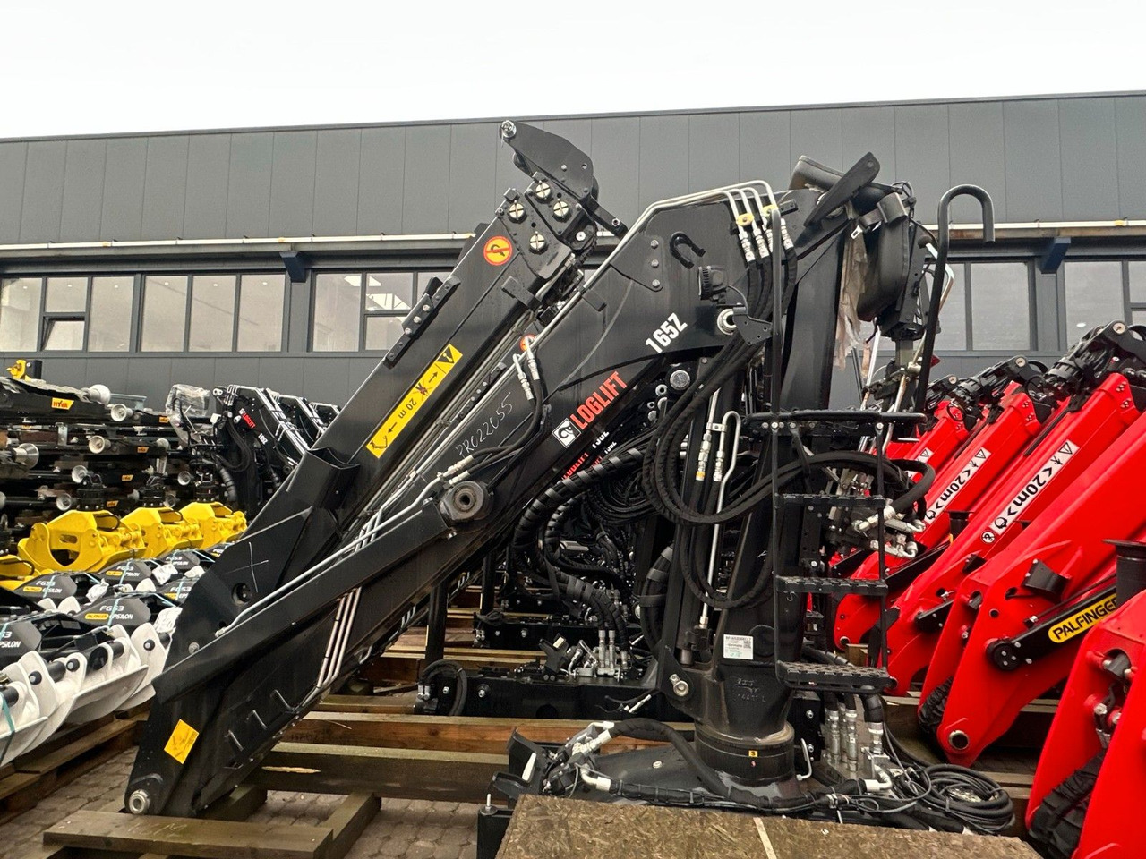 Hiab LogLift 150 Z - شاحنة قطع الأشجار, شاحنة كرين: صور 2 Hiab LogLift 150 Z - شاحنة قطع الأشجار, شاحنة كرين: صور 2