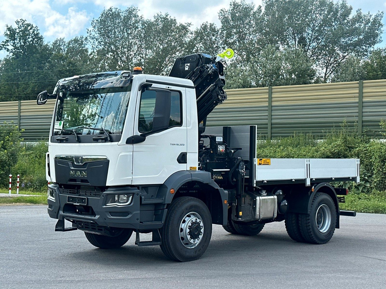 MAN TGM 18.320 4x4 Euro 6e Pritsche Hiab 228-4 Kran إيجار MAN TGM 18.320 4x4 Euro 6e Pritsche Hiab 228-4 Kran: صور 11