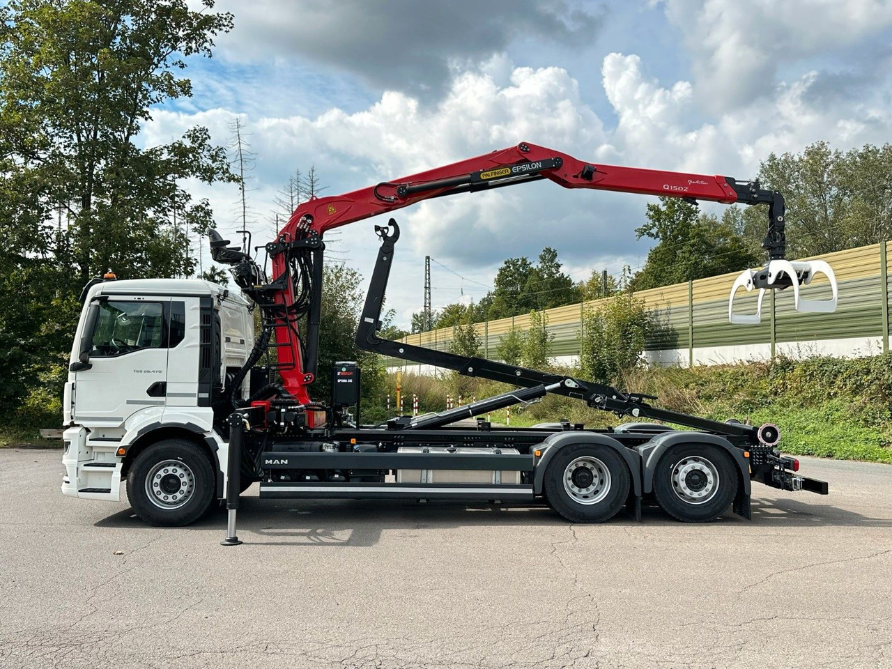 MAN TGS 26.470 6x2 Abrollkipper + Kran EPSILON - شاحنة ذات الخطاف, شاحنة كرين: صور 2 MAN TGS 26.470 6x2 Abrollkipper + Kran EPSILON - شاحنة ذات الخطاف, شاحنة كرين: صور 2