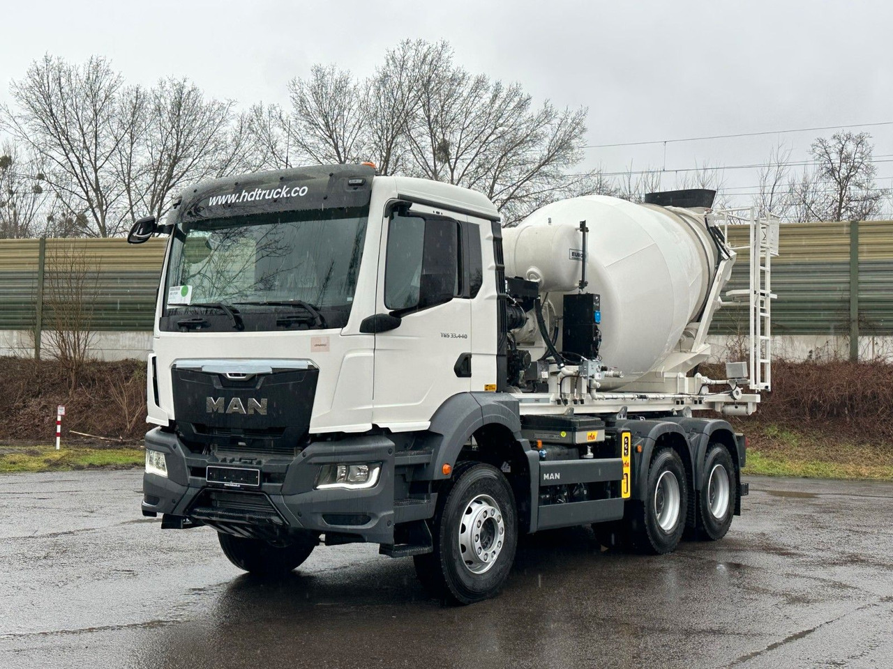 MAN TGS 33.440 6x4 Euro6e Abroller + Fahrmischer - شاحنة ذات الخطاف, شاحنة كرين: صور 2 MAN TGS 33.440 6x4 Euro6e Abroller + Fahrmischer - شاحنة ذات الخطاف, شاحنة كرين: صور 2