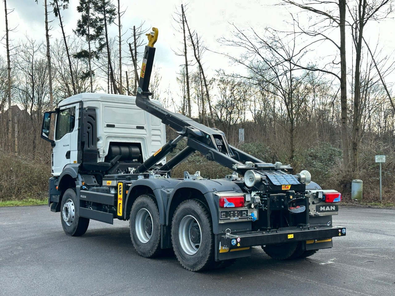 MAN TGS 33.440 6x4 Euro6e Abrollkipper Hyva - شاحنة ذات الخطاف, شاحنة كرين: صور 4 MAN TGS 33.440 6x4 Euro6e Abrollkipper Hyva - شاحنة ذات الخطاف, شاحنة كرين: صور 4