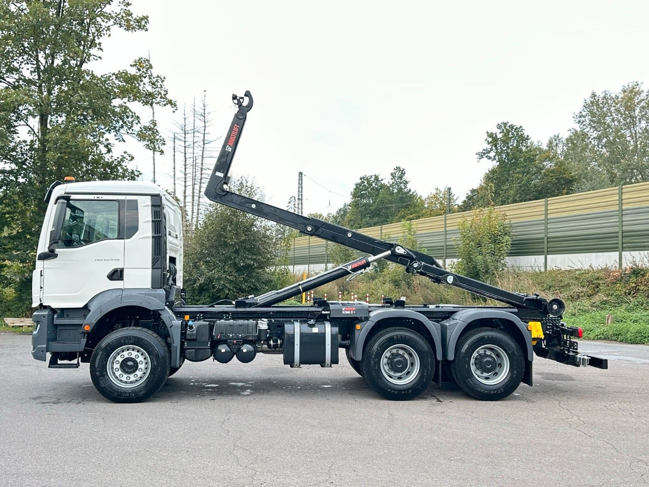 MAN TGS 33.440 6x4 Euro6e MultiLift 21S59 - شاحنة ذات الخطاف, شاحنة كرين: صور 3 MAN TGS 33.440 6x4 Euro6e MultiLift 21S59 - شاحنة ذات الخطاف, شاحنة كرين: صور 3