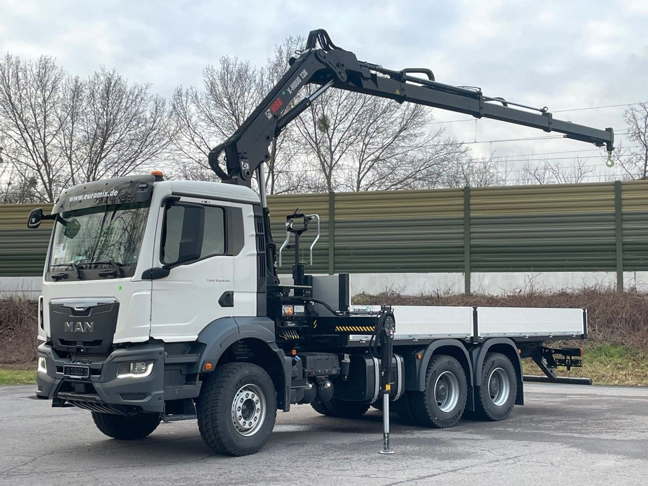 MAN TGS 33.440 6x4 Kran HIAB 138-3 - شاحنة كرين: صور 1 MAN TGS 33.440 6x4 Kran HIAB 138-3 - شاحنة كرين: صور 1