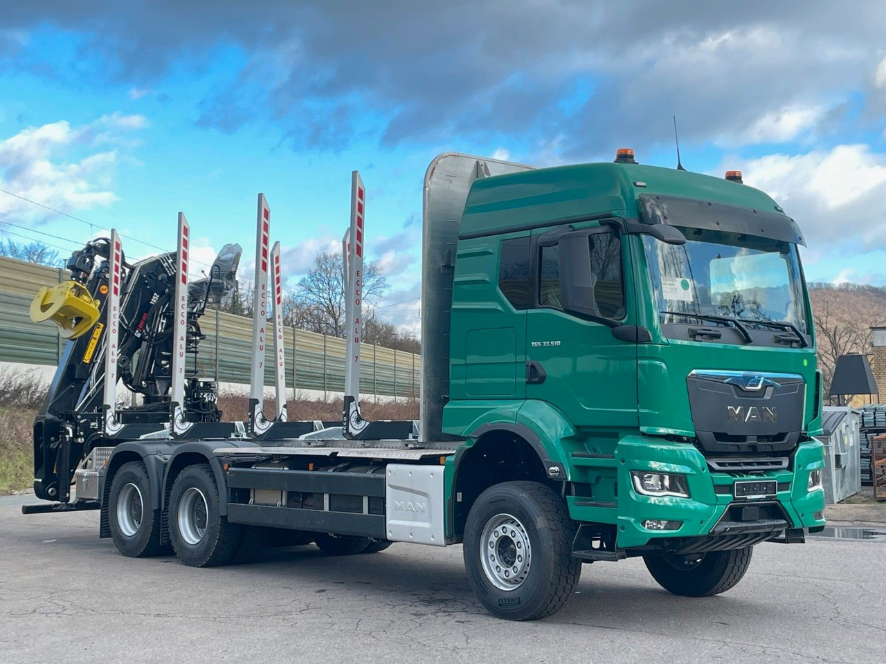 MAN TGS 33.510 6X4 BL Euro6e LogLift 165Z - شاحنة قطع الأشجار, شاحنة كرين: صور 1 MAN TGS 33.510 6X4 BL Euro6e LogLift 165Z - شاحنة قطع الأشجار, شاحنة كرين: صور 1
