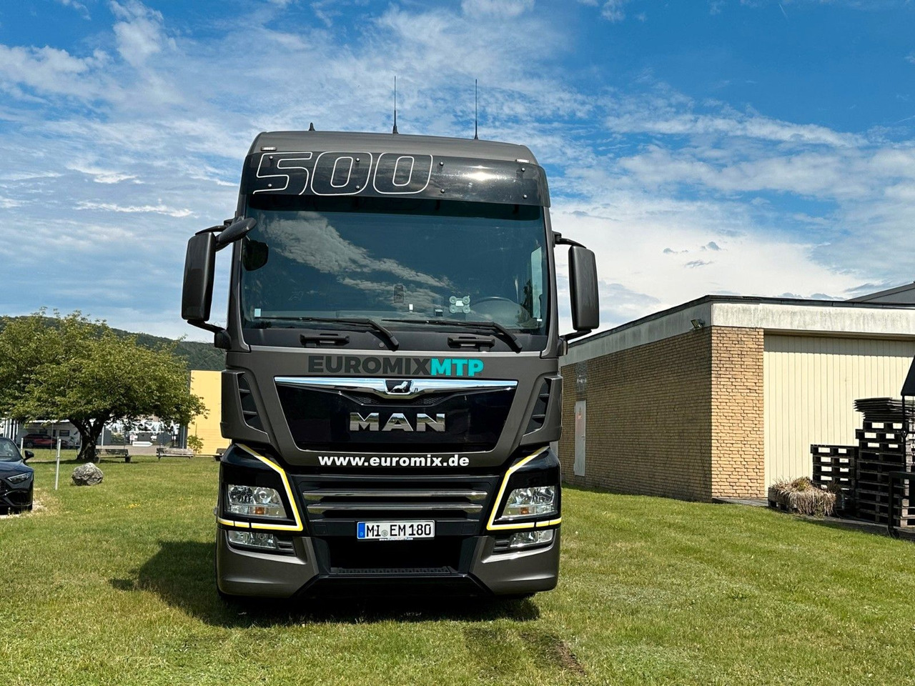 MAN TGX 18.500 EVO LION VOLL AUSSTATUNG - شاحنة جرار: صور 3 MAN TGX 18.500 EVO LION VOLL AUSSTATUNG - شاحنة جرار: صور 3
