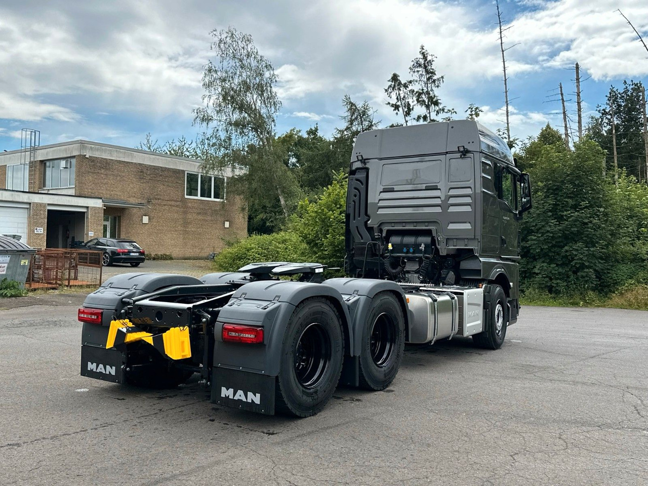 MAN TGX 26.580 6x4 Retarder - شاحنة جرار: صور 5 MAN TGX 26.580 6x4 Retarder - شاحنة جرار: صور 5
