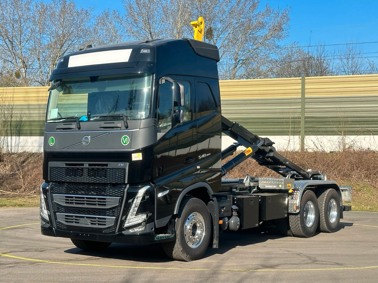 Volvo FH 540 6x4 Abrollkipper Hyva 20-60 - شاحنة ذات الخطاف, شاحنة كرين: صور 2 Volvo FH 540 6x4 Abrollkipper Hyva 20-60 - شاحنة ذات الخطاف, شاحنة كرين: صور 2