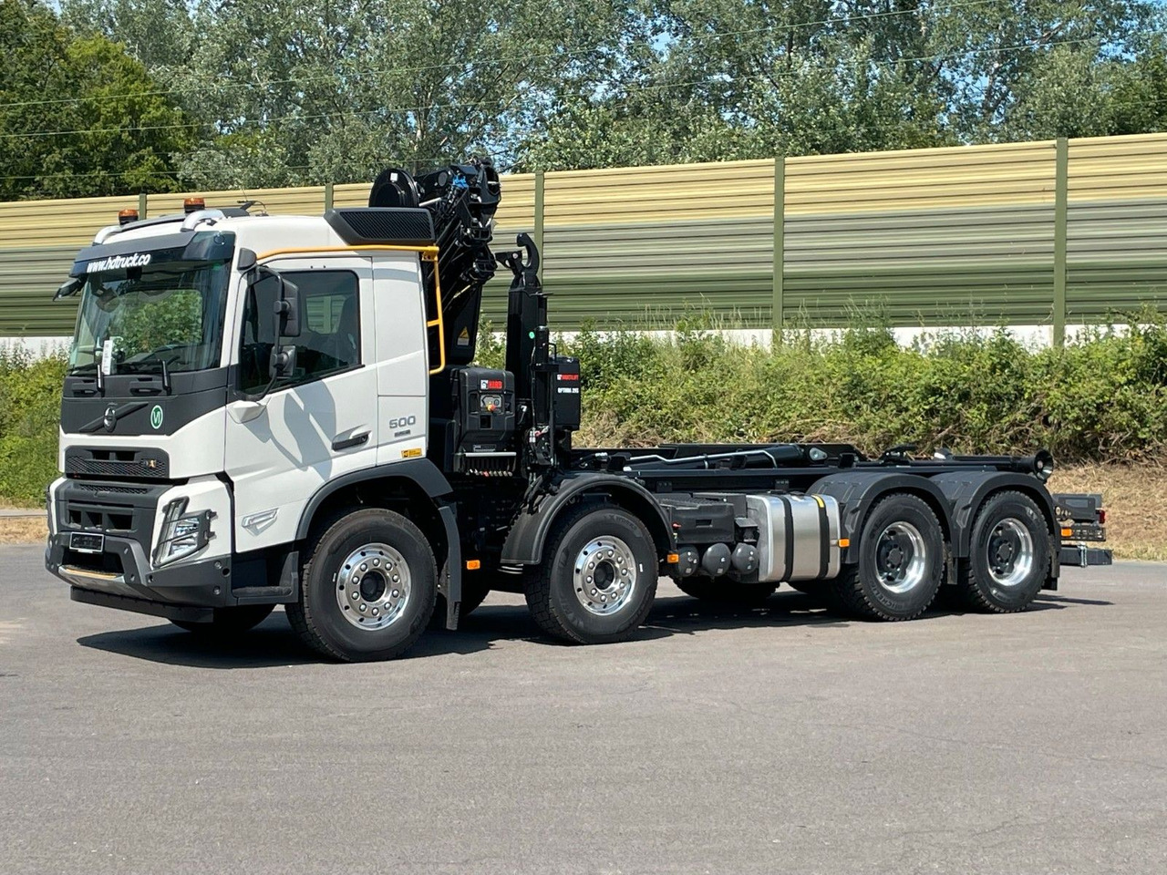 Volvo FMX 500 8x4 Abrollkipper + Kran Hiab 228-6 - شاحنة ذات الخطاف, شاحنة كرين: صور 3 Volvo FMX 500 8x4 Abrollkipper + Kran Hiab 228-6 - شاحنة ذات الخطاف, شاحنة كرين: صور 3