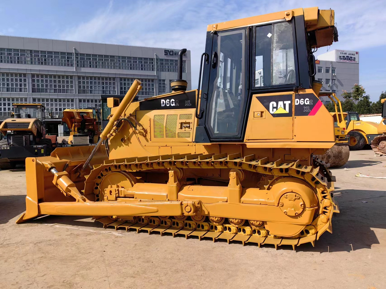 CATERPILLAR D6G2 - بلدوزر: صور 4 CATERPILLAR D6G2 - بلدوزر: صور 4