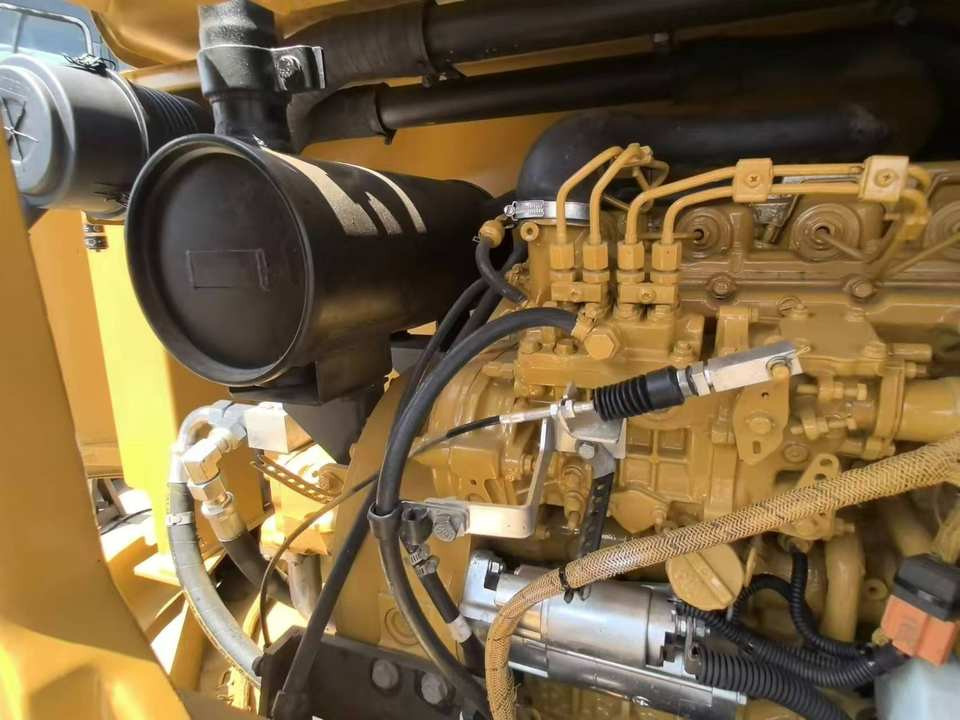 Cat Japanese Brand 308E2 Second-hand Excavator Used Original Caterpillar Crawler Monstruction Machinery - حفارات زحافة: صور 5 Cat Japanese Brand 308E2 Second-hand Excavator Used Original Caterpillar Crawler Monstruction Machinery - حفارات زحافة: صور 5