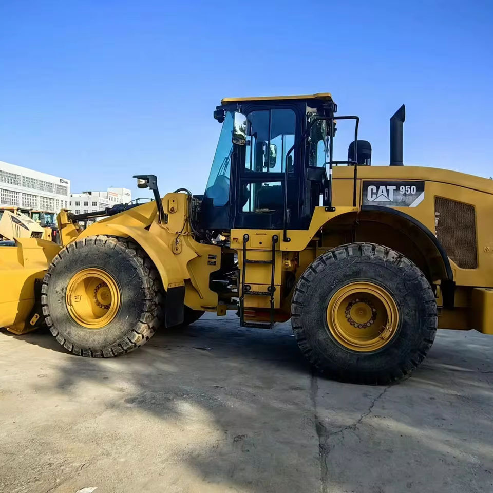 Original CAT Used CAT 950GC Wheel Loader Caterpillar 950GC CAT Loader Low Service Time - اللودر بعجل: صور 1 Original CAT Used CAT 950GC Wheel Loader Caterpillar 950GC CAT Loader Low Service Time - اللودر بعجل: صور 1