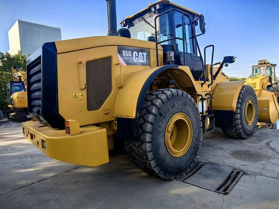 Original CAT Used CAT 950GC Wheel Loader Caterpillar 950GC CAT Loader Low Service Time - اللودر بعجل: صور 2 Original CAT Used CAT 950GC Wheel Loader Caterpillar 950GC CAT Loader Low Service Time - اللودر بعجل: صور 2