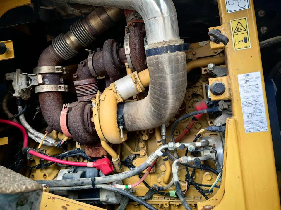 Second Hand Caterpillar CAT 950GC 5 Ton Wheel Loader USED CAT 950 Wheel Loaders in Low Price for Hot Sale - اللودر بعجل: صور 2 Second Hand Caterpillar CAT 950GC 5 Ton Wheel Loader USED CAT 950 Wheel Loaders in Low Price for Hot Sale - اللودر بعجل: صور 2