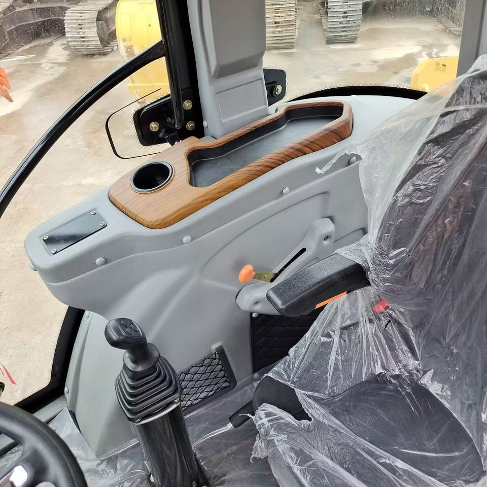 Used Caterpillar CAT 420F 420F2 Backhoe Loader Retro Excavator CAT420F CAT420F2 Cheap Price for Sale - حفار متعدد الاستخدام: صور 4 Used Caterpillar CAT 420F 420F2 Backhoe Loader Retro Excavator CAT420F CAT420F2 Cheap Price for Sale - حفار متعدد الاستخدام: صور 4