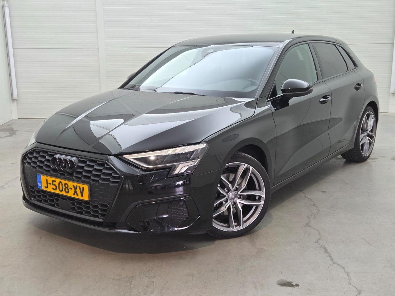 Audi A3 Sportback 35 TFSI Business edition Automaat | 2020 | 110.743 km | J508XV | NAP: Logisch - هاتشباك: صور 1 Audi A3 Sportback 35 TFSI Business edition Automaat | 2020 | 110.743 km | J508XV | NAP: Logisch - هاتشباك: صور 1