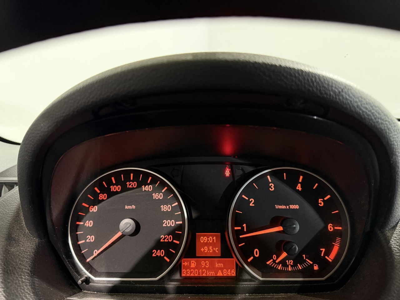 BMW | 1-serie | 116i Introduction | 2007 | 332.014 km | 57XXLG | Logisch - هاتشباك: صور 5 BMW | 1-serie | 116i Introduction | 2007 | 332.014 km | 57XXLG | Logisch - هاتشباك: صور 5