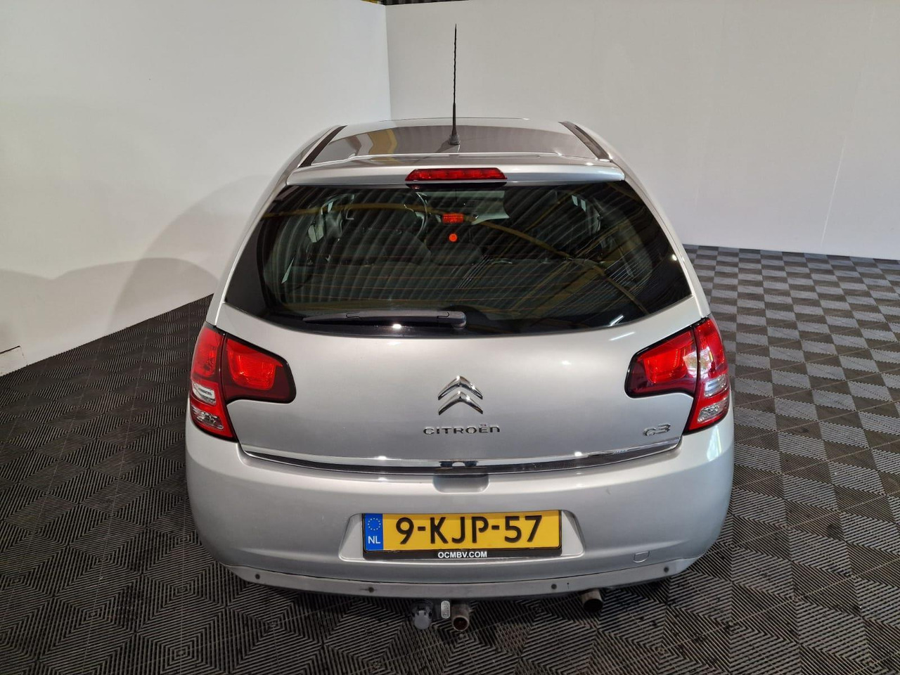 Citroen C3 1.6 Vti | 2012 | 193.593 km | 9-KJP-57 - هاتشباك: صور 2 Citroen C3 1.6 Vti | 2012 | 193.593 km | 9-KJP-57 - هاتشباك: صور 2
