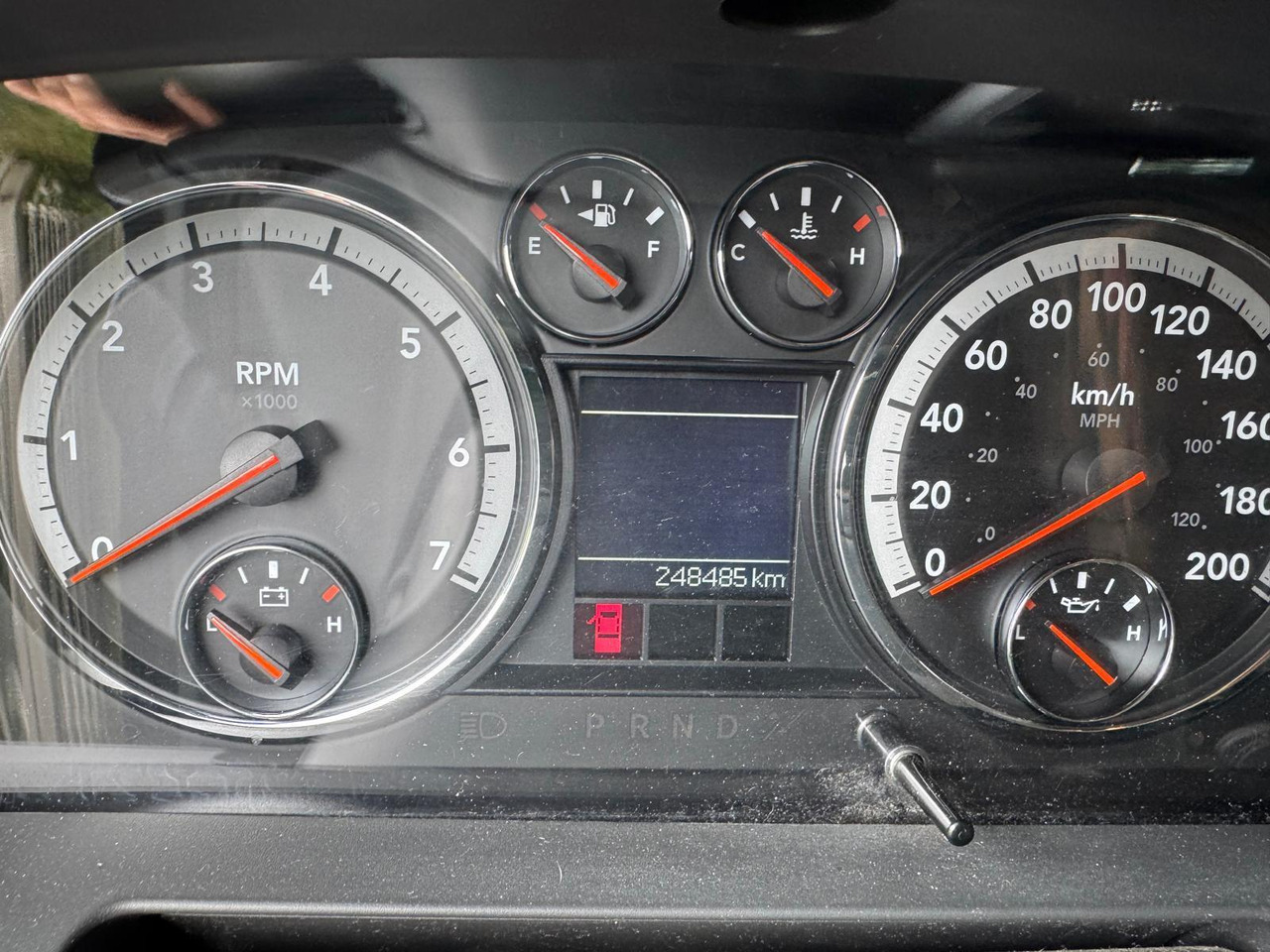 Dodge Ram 1500 5.7 V8 4X4 Crew Cab 5'7 Sport LPG 2012 248.406 km 4-VVH-73 - شاحنة البيك أب: صور 5 Dodge Ram 1500 5.7 V8 4X4 Crew Cab 5'7 Sport LPG 2012 248.406 km 4-VVH-73 - شاحنة البيك أب: صور 5