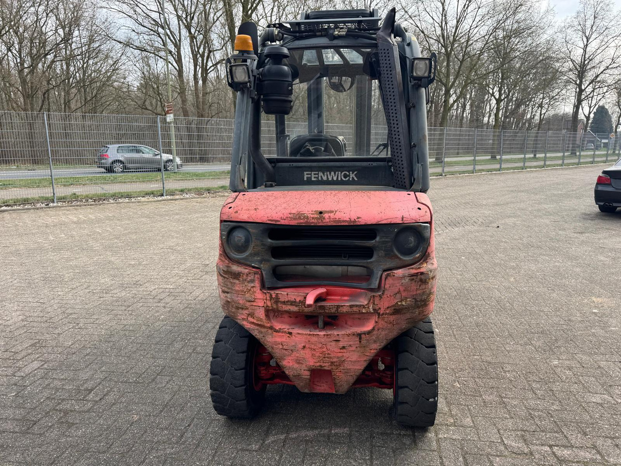 Fenwick-Linde H35D Diesel Heftruck – Bouwjaar 2008 – Sideshift & Vorkversteller - رافعة شوكية ديزل: صور 4 Fenwick-Linde H35D Diesel Heftruck – Bouwjaar 2008 – Sideshift & Vorkversteller - رافعة شوكية ديزل: صور 4
