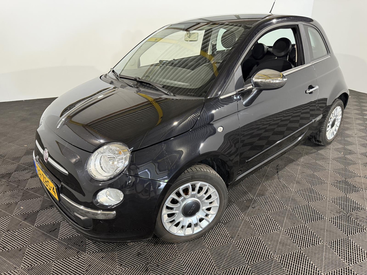 Fiat 500 0.9 TwinAir Pop | 2012 | 160.622 km | 09-ZBS-4 - هاتشباك: صور 1 Fiat 500 0.9 TwinAir Pop | 2012 | 160.622 km | 09-ZBS-4 - هاتشباك: صور 1