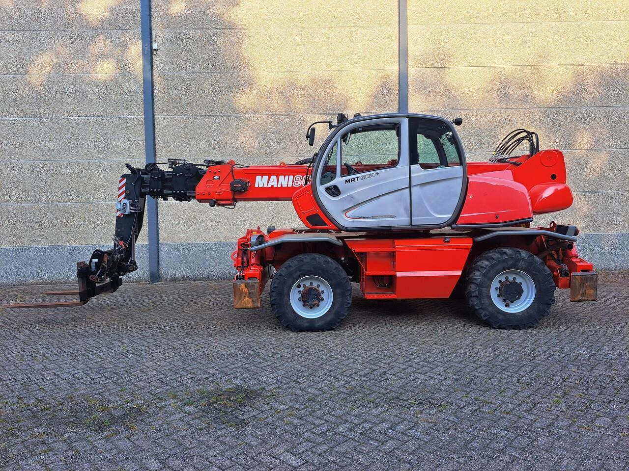 Manitou MRT 2150+ Privilege All-Terrain Roterende Verreiker (2015) - رافعة تلسكوبية: صور 5 Manitou MRT 2150+ Privilege All-Terrain Roterende Verreiker (2015) - رافعة تلسكوبية: صور 5