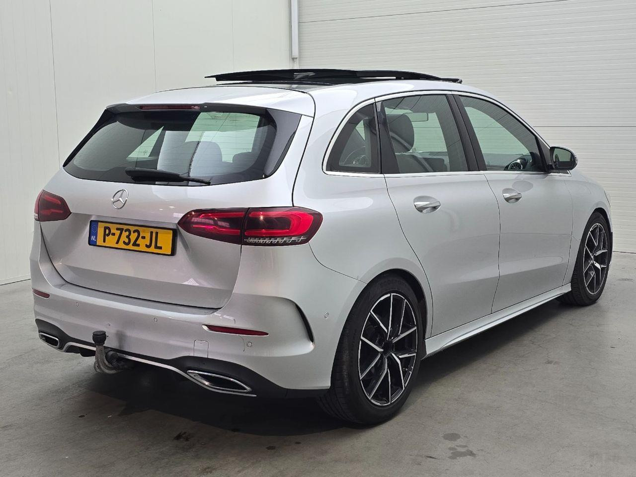 Mercedes - Benz B - klasse 220d Premium Plus Automaat | 2020 | 241.079 km | P732JL | NAP: Geen oordeel - سيارة: صور 4 Mercedes - Benz B - klasse 220d Premium Plus Automaat | 2020 | 241.079 km | P732JL | NAP: Geen oordeel - سيارة: صور 4