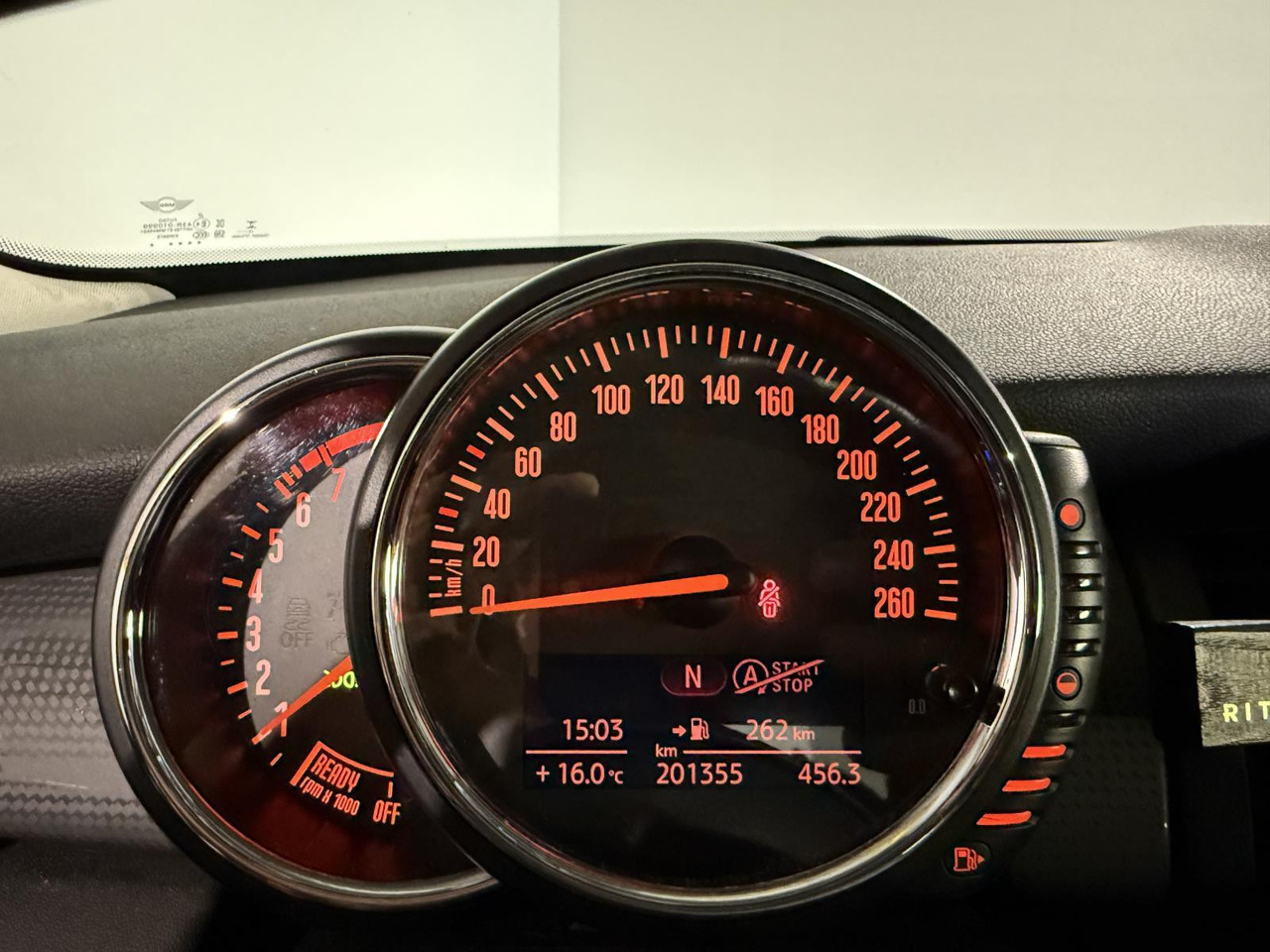 Mini | Mini | 1.5 Cooper Chili Business | 2015 | 201.355 km | 1ZPK60 | Logisch - هاتشباك: صور 5 Mini | Mini | 1.5 Cooper Chili Business | 2015 | 201.355 km | 1ZPK60 | Logisch - هاتشباك: صور 5