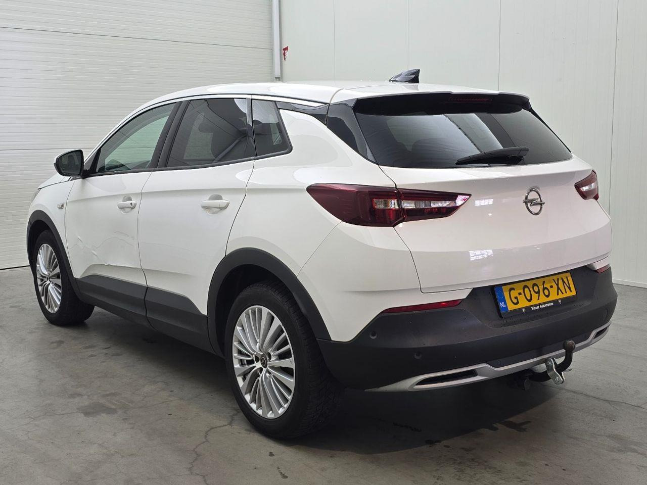 Opel Grandland X 1.2 Turbo Innovation | 2020 | 185.246 km | G096XN | NAP: Logisch - سيارة دفع رباعي: صور 3 Opel Grandland X 1.2 Turbo Innovation | 2020 | 185.246 km | G096XN | NAP: Logisch - سيارة دفع رباعي: صور 3