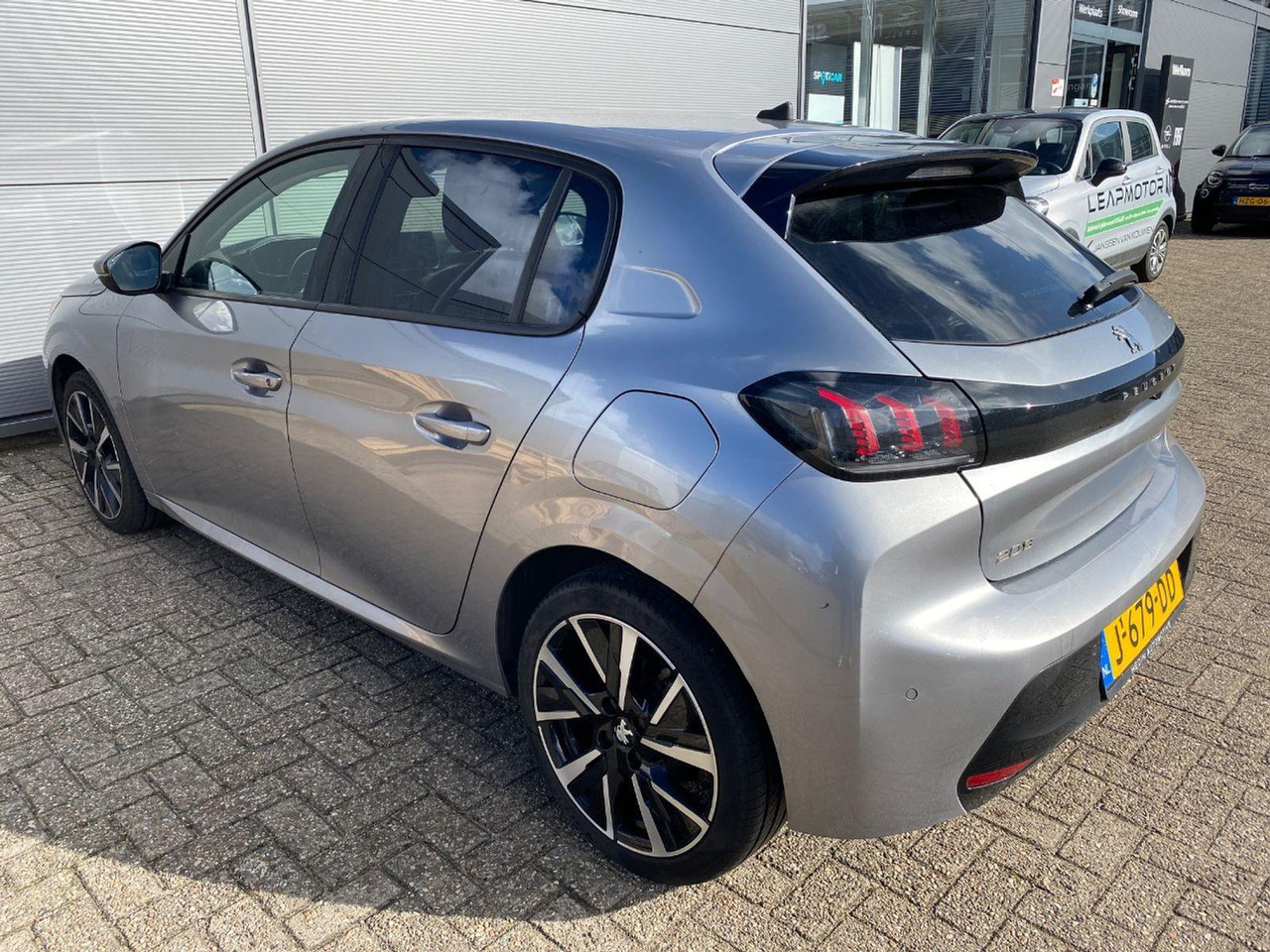 Peugeot 208 1.2 PureTech Allure | 2020 | 95.990 km | J679DD | NAP: Logisch - هاتشباك: صور 3 Peugeot 208 1.2 PureTech Allure | 2020 | 95.990 km | J679DD | NAP: Logisch - هاتشباك: صور 3