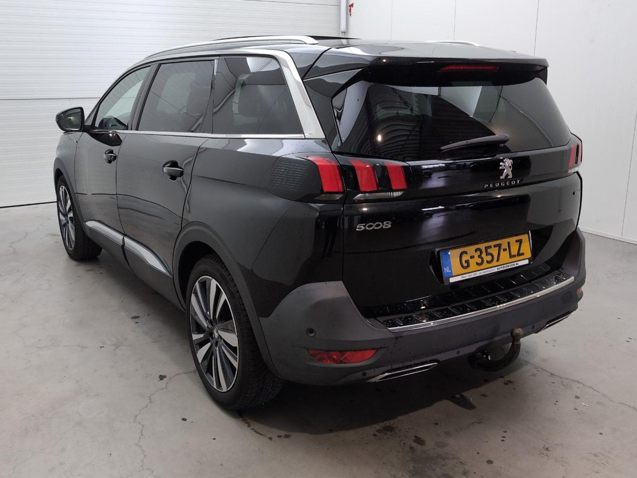 Peugeot 5008 1.2 PureTech GT - Line | 2019 | 131.717 km | Automaat | G357LZ | NAP: Logisch - سيارة دفع رباعي: صور 3 Peugeot 5008 1.2 PureTech GT - Line | 2019 | 131.717 km | Automaat | G357LZ | NAP: Logisch - سيارة دفع رباعي: صور 3
