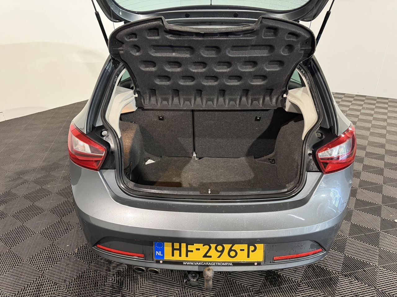 SEAT | Ibiza | 1.0 EcoTSI FR Connect | 2015 | 138.360 km | HF296P | Logisch - هاتشباك: صور 3 SEAT | Ibiza | 1.0 EcoTSI FR Connect | 2015 | 138.360 km | HF296P | Logisch - هاتشباك: صور 3