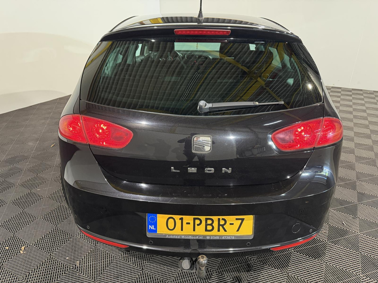 SEAT | Leon | 1.2 TSI Good Stuff | 2011 | 180.589 km | 01PBR7 | Logisch - هاتشباك: صور 3 SEAT | Leon | 1.2 TSI Good Stuff | 2011 | 180.589 km | 01PBR7 | Logisch - هاتشباك: صور 3