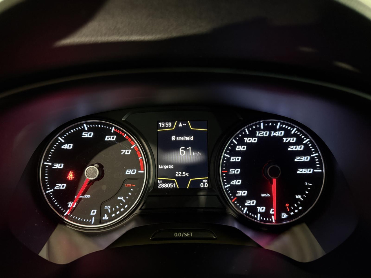 SEAT | Leon ST | 1.0 EcoTSI Style Connect | 2016 | 288.051 km | KK185F | Logisch - سيارة: صور 5 SEAT | Leon ST | 1.0 EcoTSI Style Connect | 2016 | 288.051 km | KK185F | Logisch - سيارة: صور 5