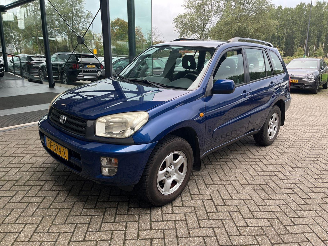 Toyota RAV4 1.8 - 16V VVT - i Luna | 2003 | 130.936 km | PF874X | NAP: Geen oordeel - سيارة دفع رباعي: صور 1 Toyota RAV4 1.8 - 16V VVT - i Luna | 2003 | 130.936 km | PF874X | NAP: Geen oordeel - سيارة دفع رباعي: صور 1