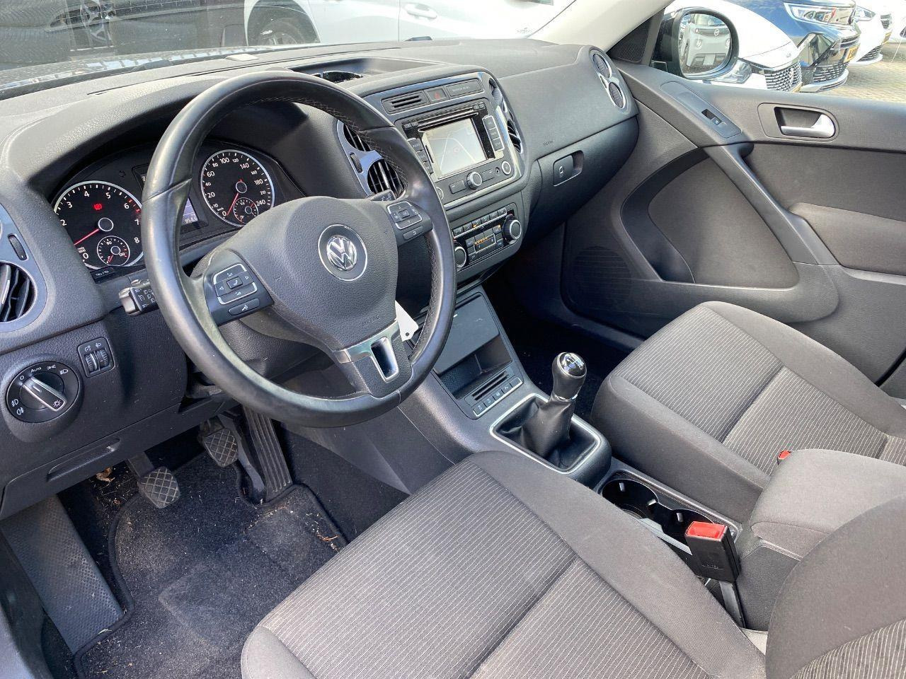 Volkswagen Tiguan 1.4 TSI Comfort&Design Edition | 2014 | 82.628 km | 8TFG89 | NAP: Logisch - سيارة دفع رباعي: صور 5 Volkswagen Tiguan 1.4 TSI Comfort&Design Edition | 2014 | 82.628 km | 8TFG89 | NAP: Logisch - سيارة دفع رباعي: صور 5