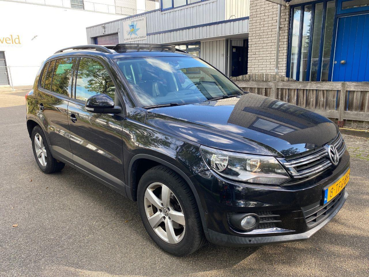 Volkswagen Tiguan 1.4 TSI Comfort&Design Edition | 2014 | 82.628 km | 8TFG89 | NAP: Logisch - سيارة دفع رباعي: صور 2 Volkswagen Tiguan 1.4 TSI Comfort&Design Edition | 2014 | 82.628 km | 8TFG89 | NAP: Logisch - سيارة دفع رباعي: صور 2