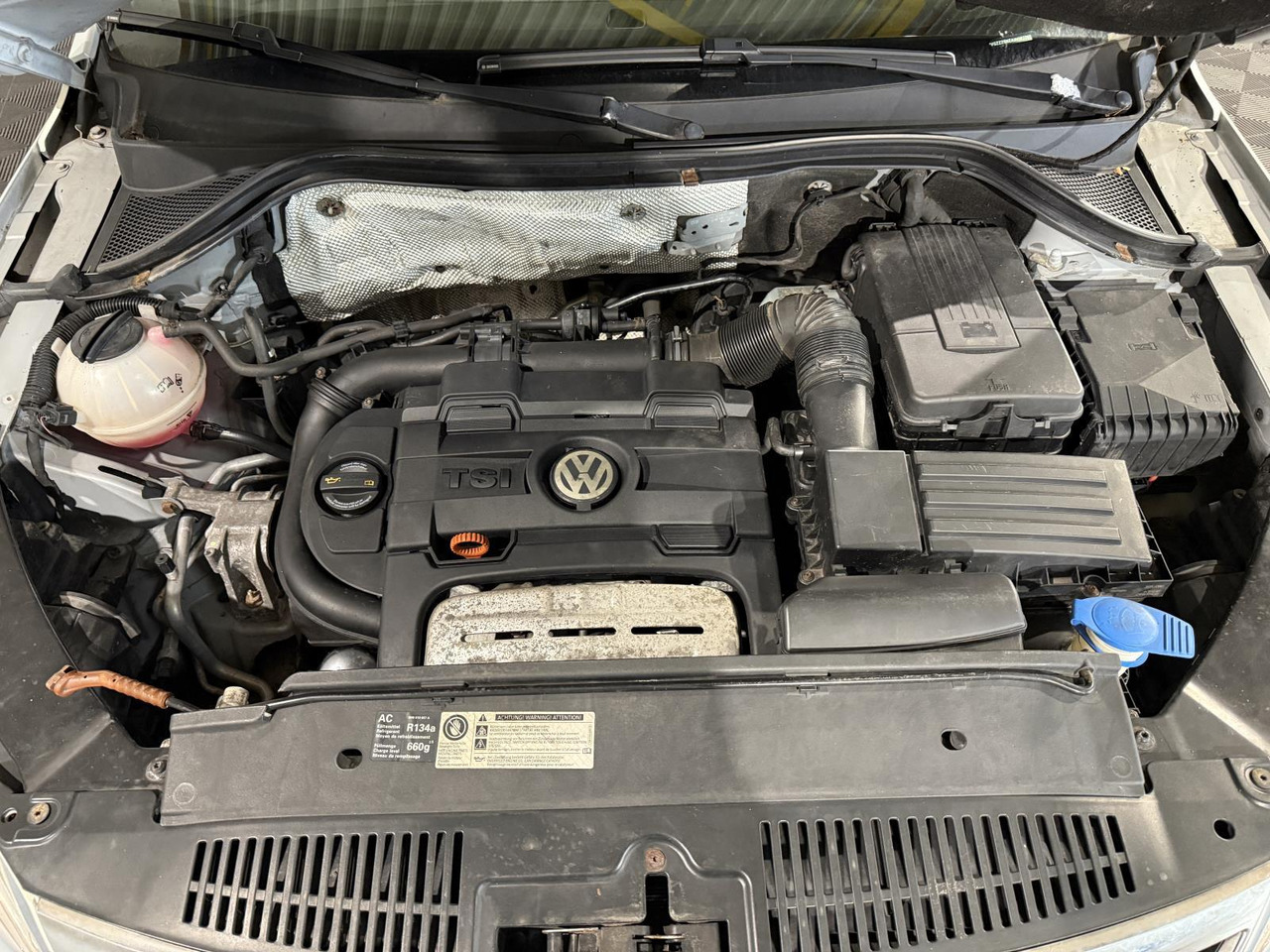 Volkswagen | Tiguan | 1.4 TSI Sport&Style | 2010 | 247.657 km | 41KRT5 | Logisch - سيارة دفع رباعي: صور 5 Volkswagen | Tiguan | 1.4 TSI Sport&Style | 2010 | 247.657 km | 41KRT5 | Logisch - سيارة دفع رباعي: صور 5