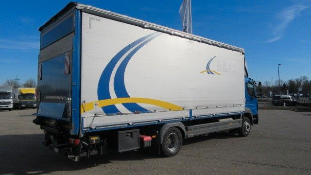Mercedes-Benz 1527L Pr. Pl. LBW, Schiebeplanen, Sperre - شاحنة ستارة: صور 5 Mercedes-Benz 1527L Pr. Pl. LBW, Schiebeplanen, Sperre - شاحنة ستارة: صور 5