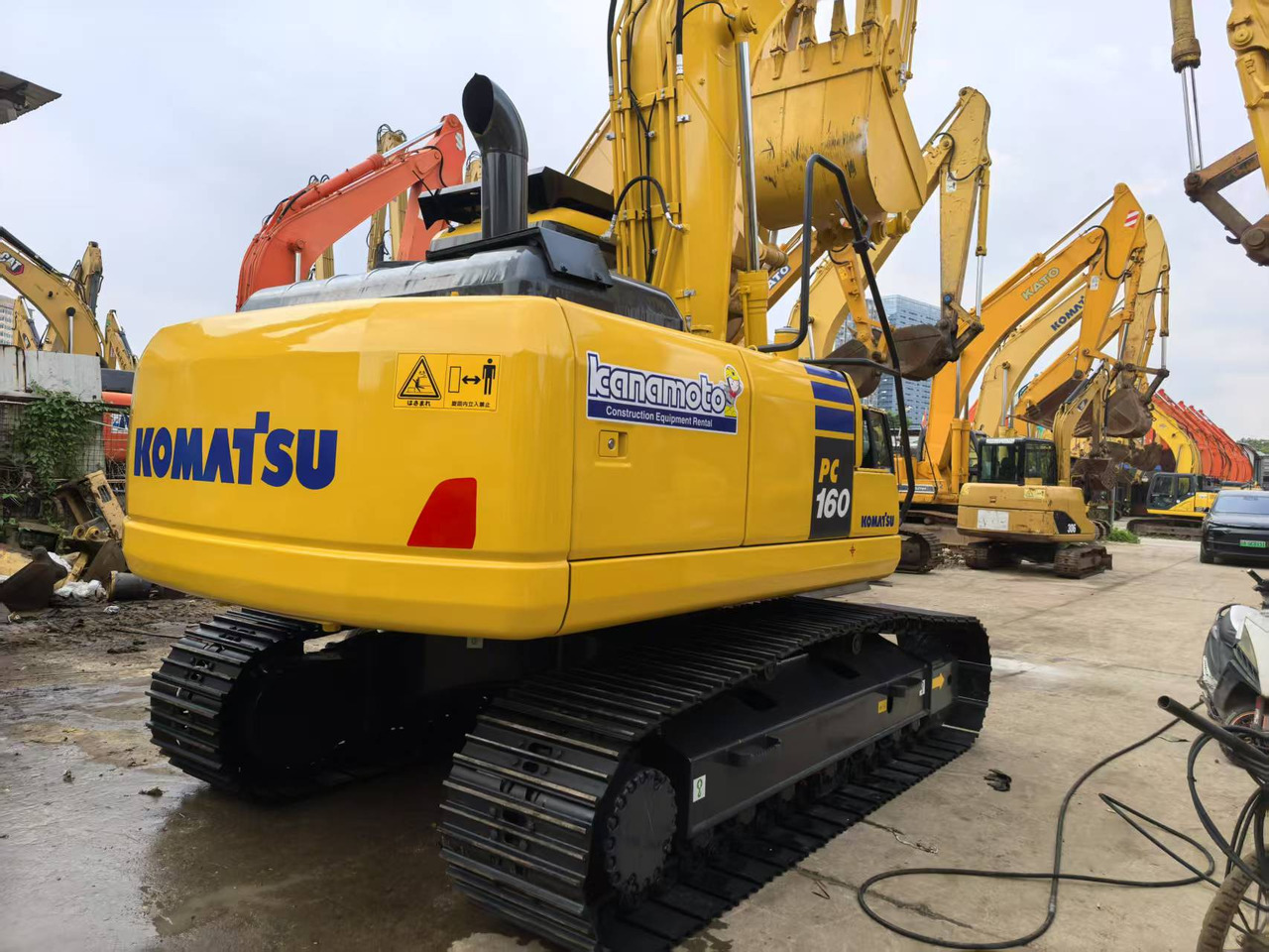 KOMATSU PC160 - حفارات زحافة: صور 3 KOMATSU PC160 - حفارات زحافة: صور 3