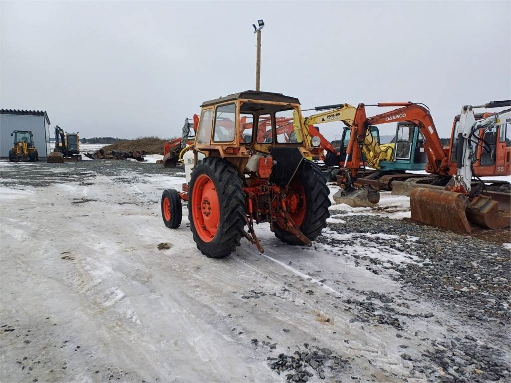 David Brown 990 case  - جرار: صور 4 David Brown 990 case  - جرار: صور 4