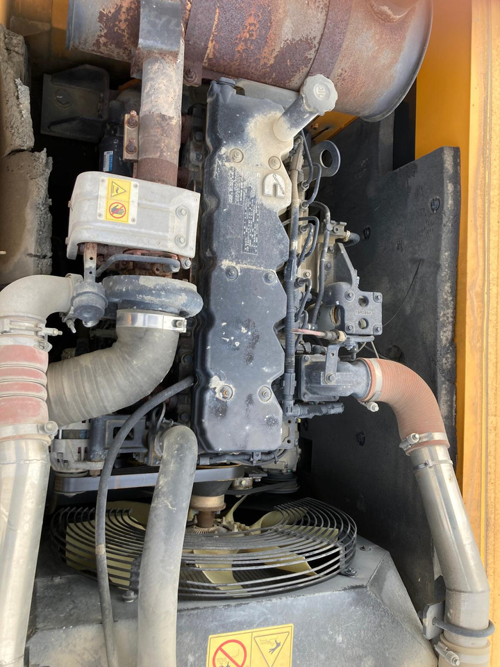 PELLE SUR CHENILLES HYUNDAI ROBEX 250 NLC-9 - حفارات زحافة: صور 5 PELLE SUR CHENILLES HYUNDAI ROBEX 250 NLC-9 - حفارات زحافة: صور 5